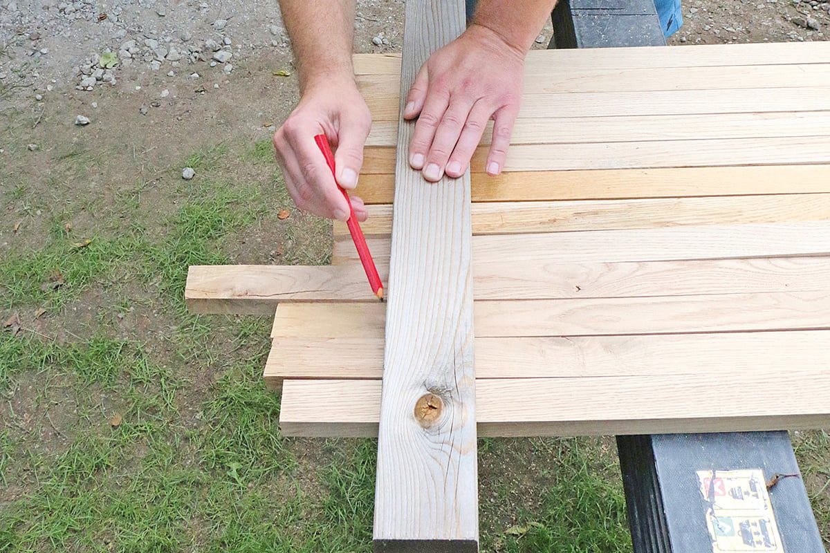 Schallschutzwand für den Garten selber bauen